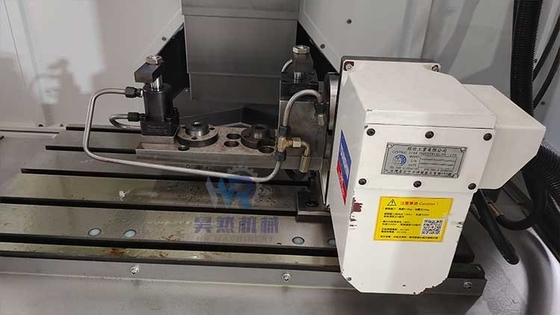 مرکز ماشینکاری عمودی CNC فولاد VMC850 دستگاه فرز CNC فلز